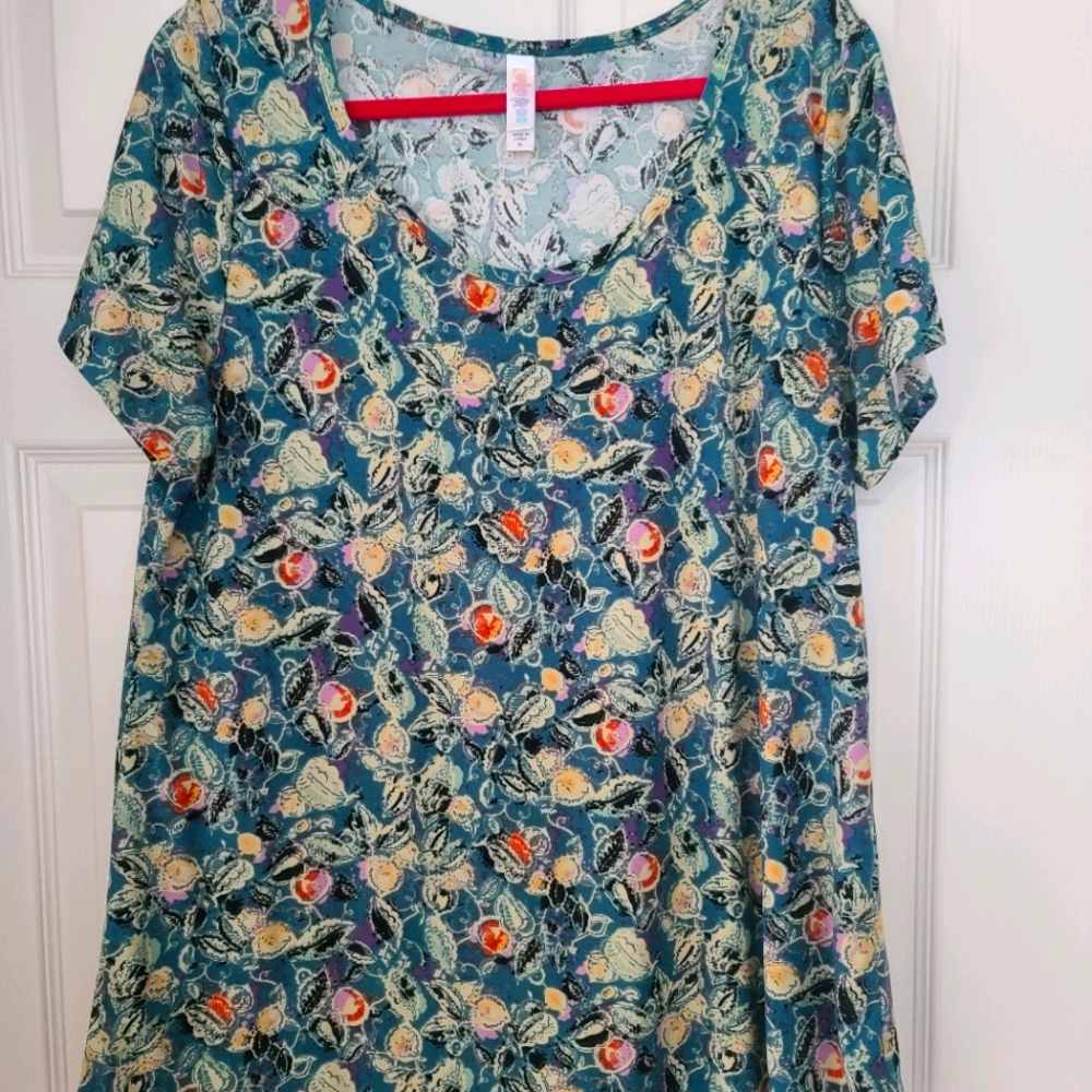 Lularoe Classic T